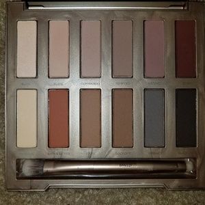Urban Decay Naked Basics